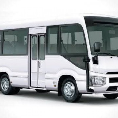Airport transfer service for individuals
